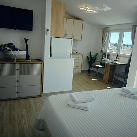 Apartment Topic Baška Voda Eksteriør bilde