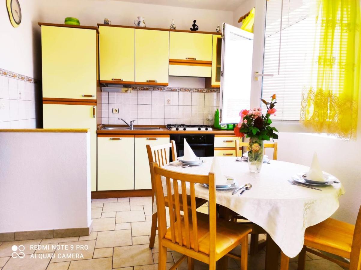 Apartment Topic Baška Voda Eksteriør bilde