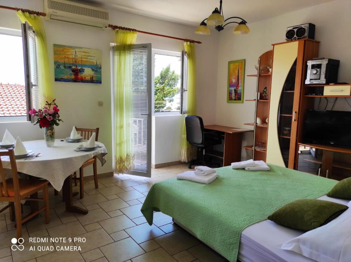 Apartment Topic Baška Voda Eksteriør bilde