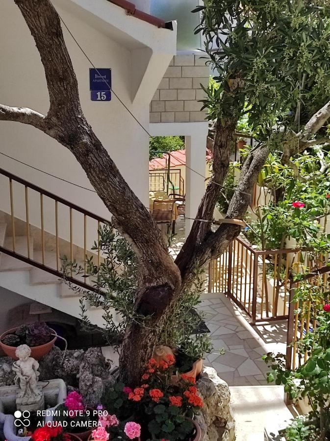 Apartment Topic Baška Voda Eksteriør bilde