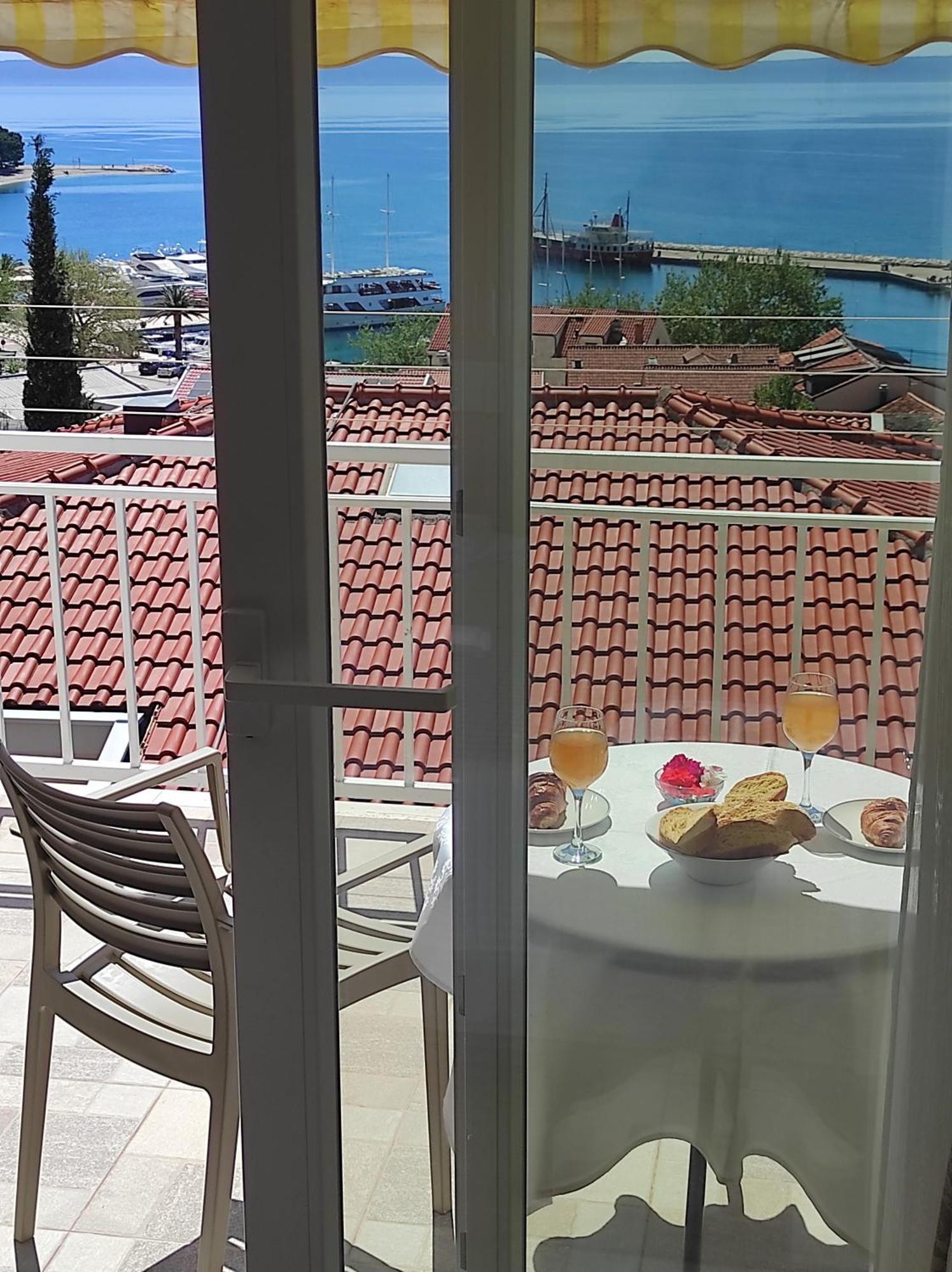 Apartment Topic Baška Voda Eksteriør bilde