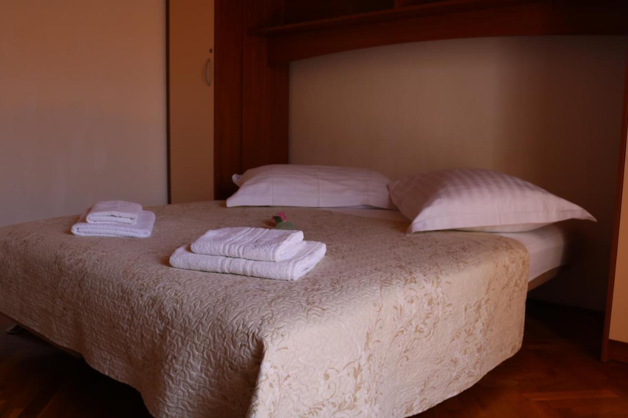 Apartment Topic Baška Voda Eksteriør bilde